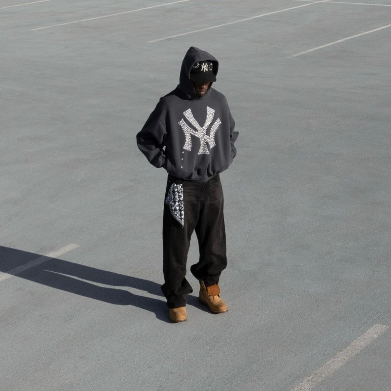 画像4: BIG NY Noodle letter art printed Vintage Hoodie ユニセックス 男女兼用 NY Noodle アート風 ロゴ 古着風 ヴィンテージ風 スウェットパーカー (4)