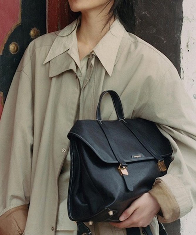 画像10: Unisex Retro Vegetable Tanned Leather Backpack Shoulder Crossbody Bag ユニセックス男女兼用レトロ ベジタブルタンニンレザー バックパックトートショルダー 通勤通学 (10)