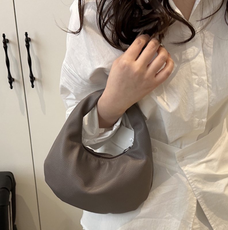 画像7: Leather Hammun Toto Bag　レザーハーフムーントートバッグ (7)