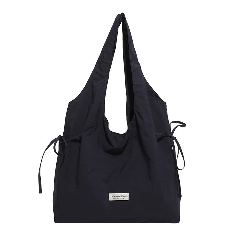 画像2: Drawstring shoulder tote bag with horizontal ribbon perfect for commuting to work or school　巾着 横リボン ショルダートート 通勤通学ママバッグ (2)