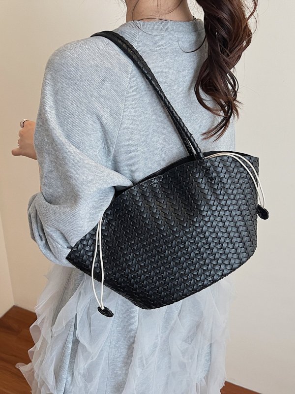 画像6: Leather woven fan-shaped shoulder tote underarm bag　 レザー編み込みファンシェイプドトートショルダーバッグ (6)