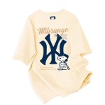 画像1: Uniex NY x Snoopy Baseball Players  print  T-shirt  男女兼用 ユニセックスNY×ベースボールプレイヤースヌーピープリント 半袖 Tシャツ (1)