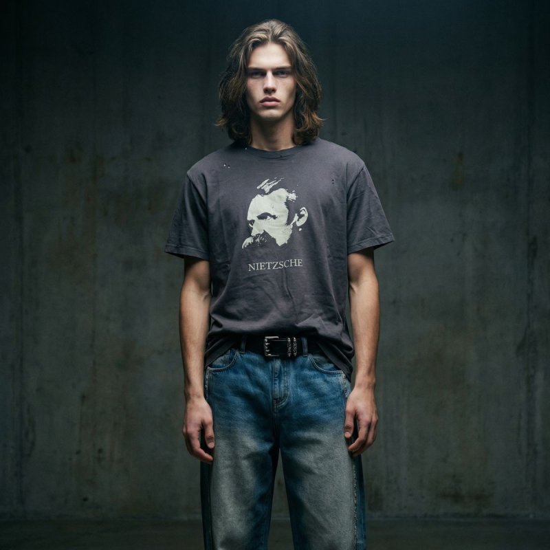 画像3: Unisex Vintage Used style Nietzche Print Damaged Crushed  RippedT-Shirt 古着風 ヴィンテージ風 フリードリヒ・ニーチェ プリント ダメージ 穴あき Tシャツ (3)