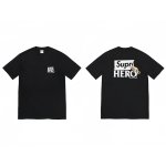 画像1: Superhero x Dog Prints T-Shirt　 ユニセックス 男女兼用スーパーヒーロー×ドッグプリント 半袖Tシャツ (1)