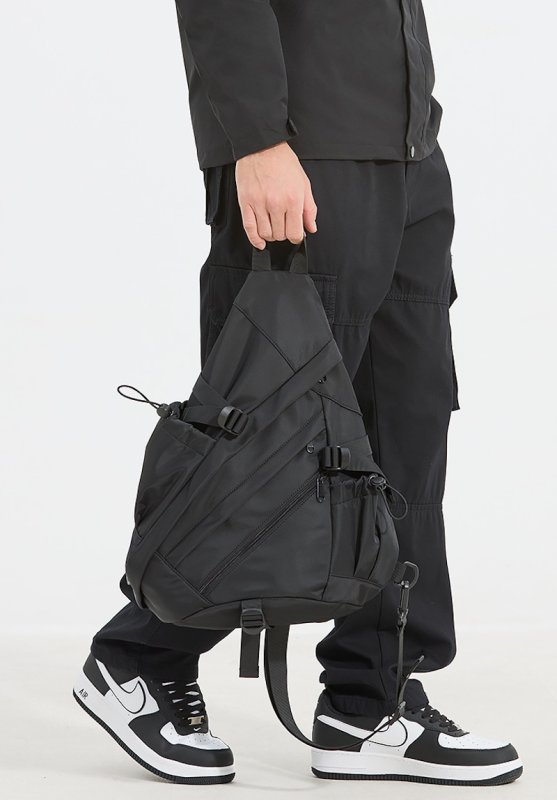 画像8:  ELECTRON Sling Bag Outdoor Tote Shoulder Crossbody Bag　ユニセックス男女兼用エレクトロン スリングバッグトートショルダークロスボディバッグスリングバッグアウトドアトートショルダークロスボディバッグ (8)