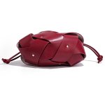 画像11:  Leather Mesh & Studded Drawstring Shoulder Crossbody Bag　レザーメッシュ＆スタッズ巾着ショルダークロスボディーバッグ (11)