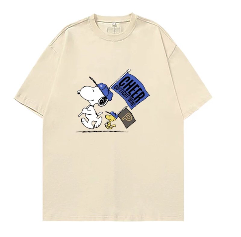 画像4: Snoopy & Woodstock x CHEEER Flag Short-Sleeve  T-Shirt ユニセックス 男女兼用スヌーピー＆ウッドストック×チアフラッグプリント半袖Tシャツ (4)