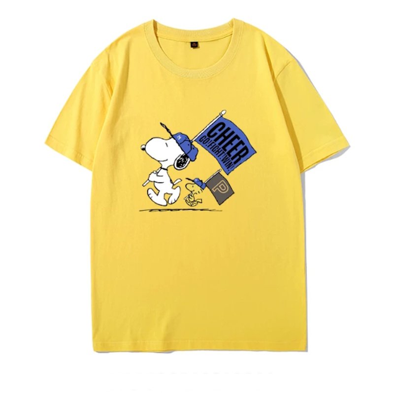 画像11: Snoopy & Woodstock x CHEEER Flag Short-Sleeve  T-Shirt ユニセックス 男女兼用スヌーピー＆ウッドストック×チアフラッグプリント半袖Tシャツ (11)