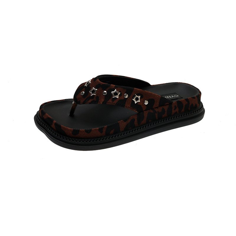 画像2: Star-studded square-toe platform thong sandals shoes  スタースタッズスクエアトゥプラットフォームトングサンダル  スリッパ  シューズ　 (2)