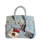 画像2: Woman’s smiley＆ large-capacity denim platinum bag underarm bag single shoulder Denim bag スマイリーエンブレム付きデニムショルダートートバッグ (2)
