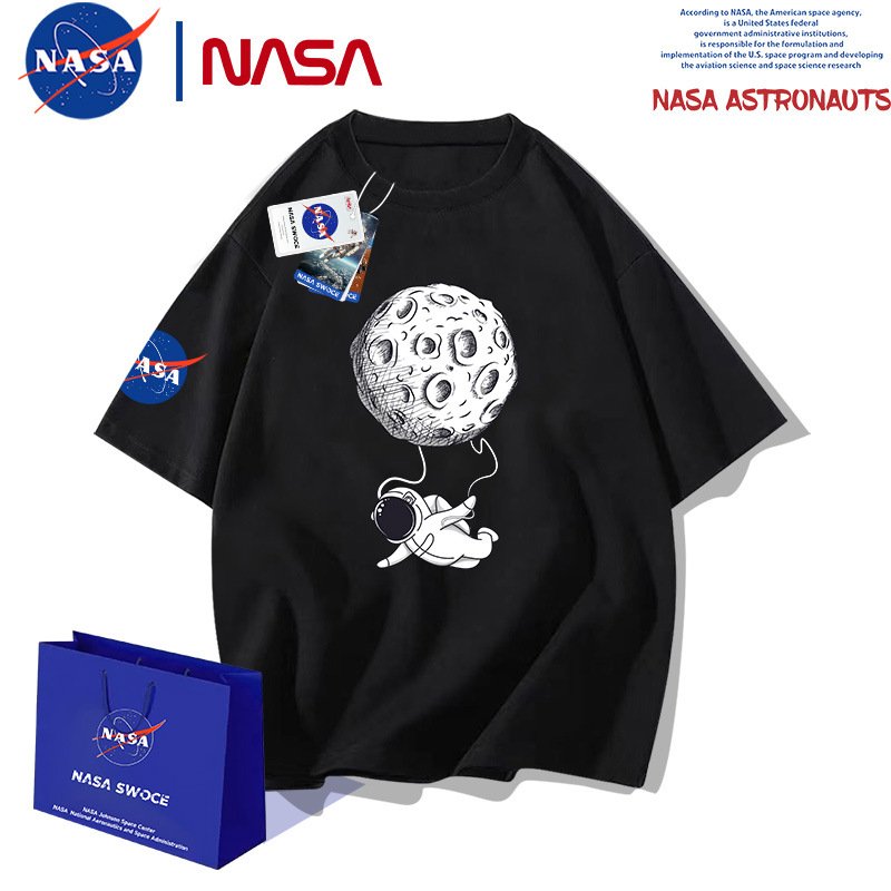 画像2: Unisex Nasa x astronaut diving T-shirt Kids Unisex 男女兼用 ユニセックス NASA ナサ 宇宙飛行士 ダイビング Tシャツ 子供サイズあり (2)