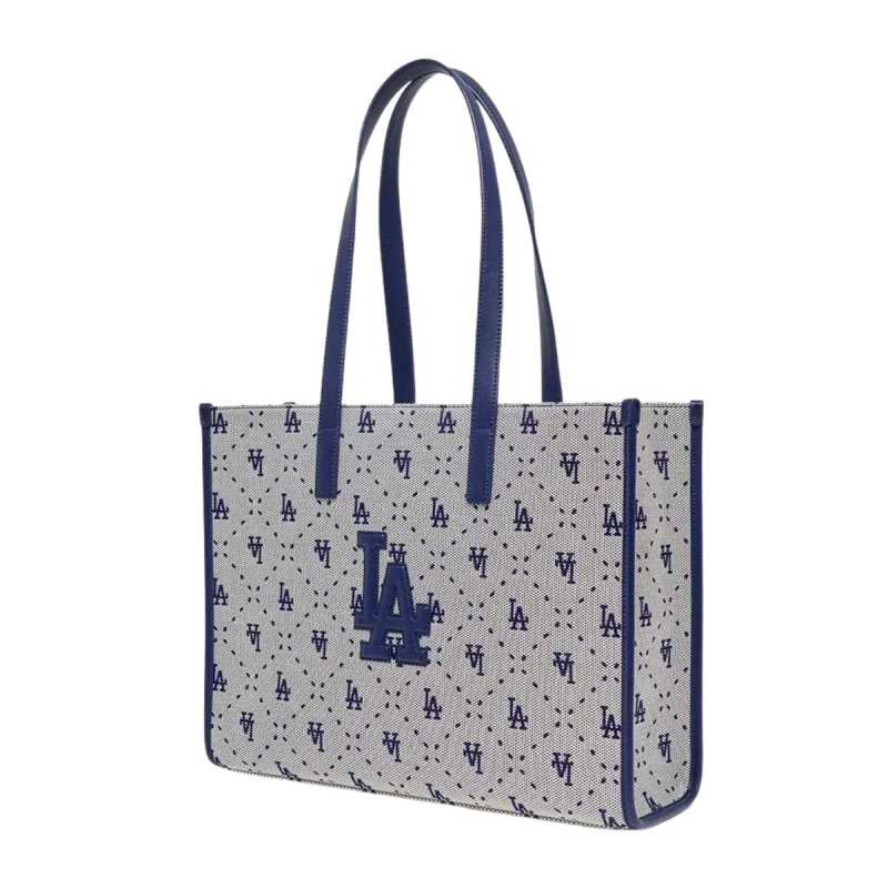 画像4: MLB Korea BIG DIA MONOGRAM JACQUARD L TOTE BAG Shopping bag 男女兼用 ユニセックス MLB Korea 刺繍 ジャカード トートバッグ キャンバストートショルダーバッグ ショッピングバッグ (4)