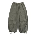 画像1: Unisex Quick-drying loose parachute pants　 男女兼用 韓国 ユニセックス クイックドライパラシュートルーズパンツパンツ ヒップホップ ストリートダンス カジュアル  (1)