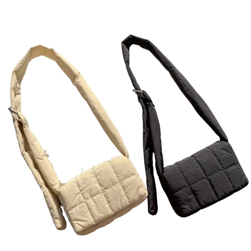 画像4: Quilted padded down cassette bag cross body mini shoulder bag キルティング 絞り ペディング カセット ミニ クロスバッグ ショルダートート ポシェット (4)