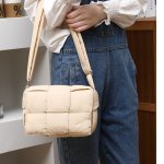 画像5: Small & Large Quilted padded down cassette bag cross body shoulder bag スモール キルティング 絞り ペディング カセット クロスバッグ ショルダートート ポシェット (5)