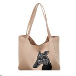 画像2: Doberman Embroidered Knit Large-Capacity Tote & Shoulder Bag　ユニセックス男女兼用ドーベルマン 刺繍ニットラージキャパシティー  トートショルダーショッピングエコバッグ (2)