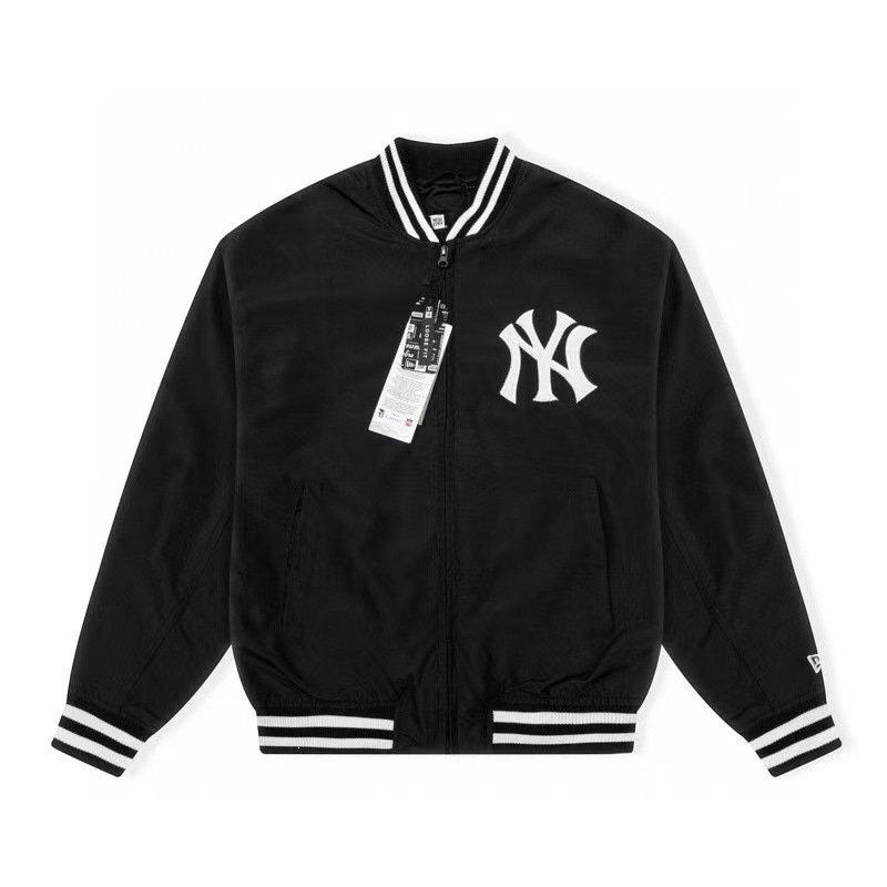 画像4: MLB New York Yankees Denim Varsity Jacket baseball uniform jacket blouson  ユニセックス 男女兼用NYニューヨークヤンキース デニムスタジャン スタジアムジャンパー  MA-1 ボンバー ジャケット ブルゾン (4)