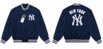 画像1: MLB New York Yankees Denim Varsity Jacket baseball uniform jacket blouson  ユニセックス 男女兼用NYニューヨークヤンキース デニムスタジャン スタジアムジャンパー  MA-1 ボンバー ジャケット ブルゾン (1)