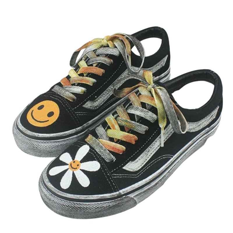画像1: Unisex Daisy Smile hand-painted lace-up canvas sneakers 男女兼用 ユニセックス キャンバ ス落書き風 デイジー スマイル フラワー ペイントレースアップ スニーカー (1)