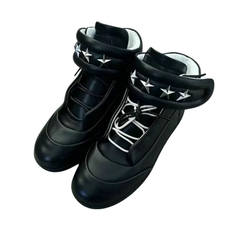 画像1: Leather high-top sneaker boots with five-star studsshoes ユニセックス 男女兼用レザー5スタースタッズハイカットレースアップスニーカー shoes ユニセックス 男女兼用ペイズリーバンダナ柄ポイントレザー レースアップスニーカー (1)