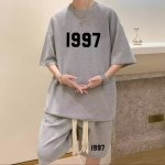 画像2: 1997 Over Size Print T-shirt and Short Pants Set Up ユニセックス 男女兼用 1997 ロゴ プリント オーバーサイズ  Tシャツ & ショートパンツ セットアップ (2)