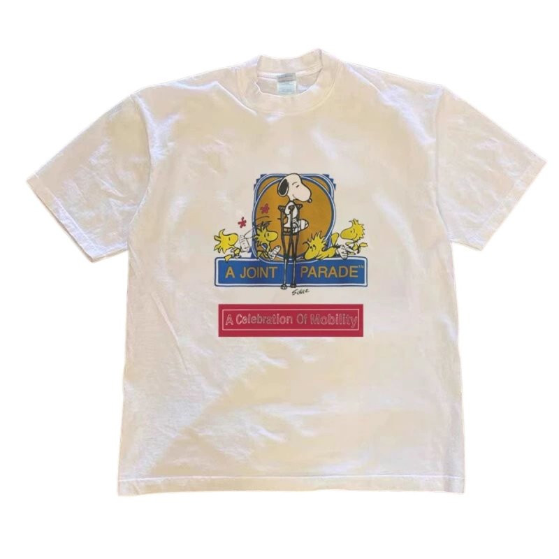画像1: Snoopy Joint Parade Vintage Style Short-Sleeve T-Shirt　 ユニセックス 男女兼用スヌーピー ジョイントパレードヴィンテージスタイル半袖Tシャツ (1)