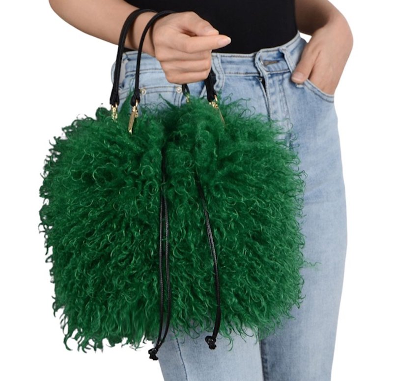 画像8: Fluffy Faux-Fur Drawstring Tote/Shoulder Bag　モコモコファーキンチャクトートショルダーバッグ (8)