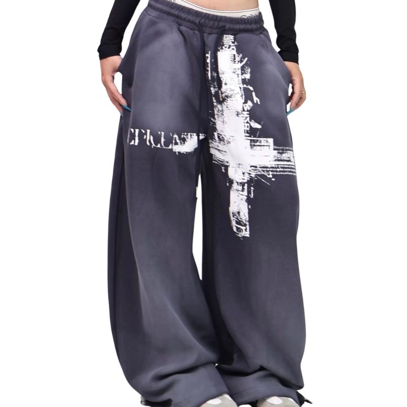 画像3: Wide-leg sweatpants with a curved silhouette, featuring cross and logo prints ユニセックス 男女兼用クロス＆ロゴプリント　カーブシルエット・ワイドスウェットパンツ (3)