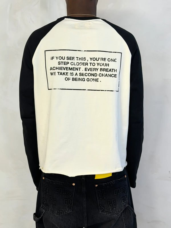 画像2: Unisex Vintage Gothic-style long-sleeve street T-shirt　男女兼用 ヴィンテージゴシックスタイル長袖Tシャツ  (2)