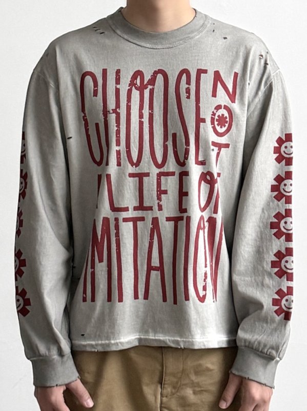 画像2: Unisex Saint Red Hot Chili Peppers Distressed Long-Sleeve T-Shirt　男女兼用 Saint Red Hot Chili Peppersダメージ長袖Tシャツ (2)