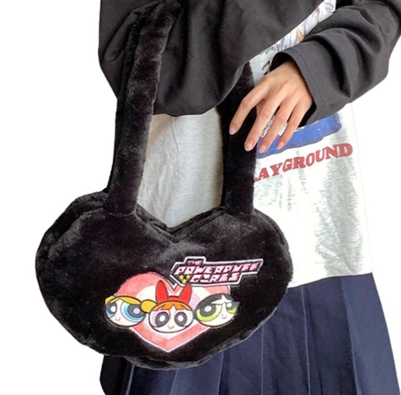 画像4: Puff Powerful Girls Heart-Shaped Fluffy Faux-Fur Tote & Shoulder Bag　パフパワフルガールズ ハート型モコモコファートートショルダーバッグ (4)