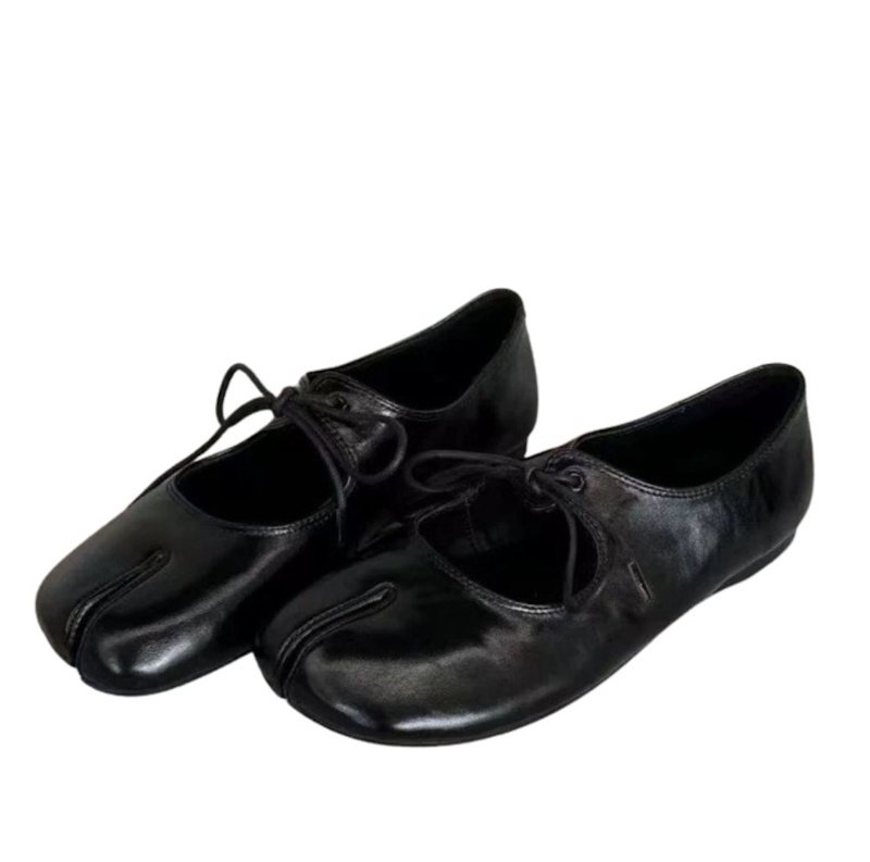 画像2: Tabi-style front lace-up flat Mary Jane pumps　足袋たびスタイルフラットレザーパンプス シューズ (2)