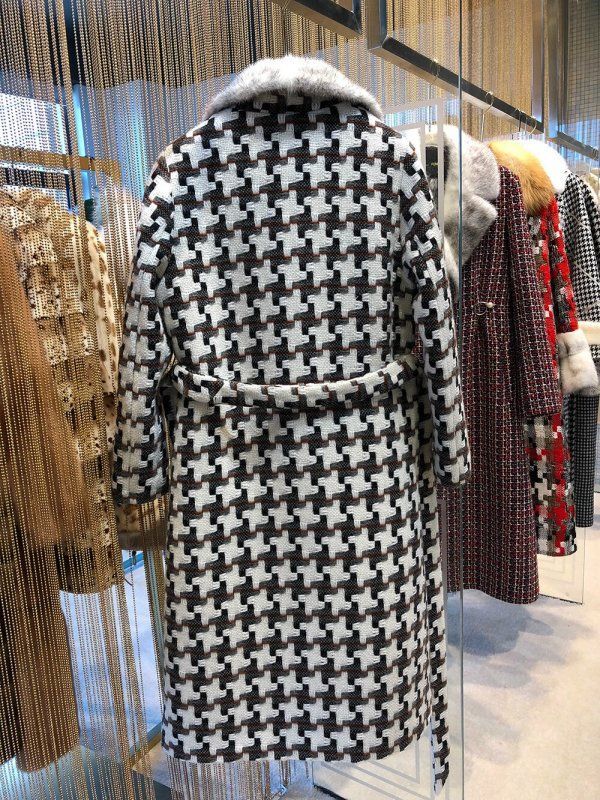 Women Houndstooth double breasted coat with mink cuff リアルミンク