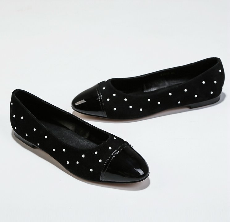 Ferragamo Leather Ballet Flats in Black Womens Shoes Flats and flat shoes Ballet flats and ballerina shoes 