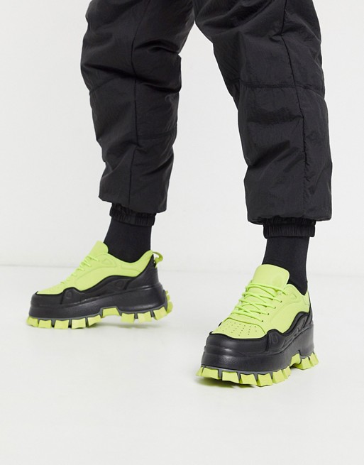 trainers in neon with chunky sole　ネオンカラーレースアップチャンキーソールスニーカー